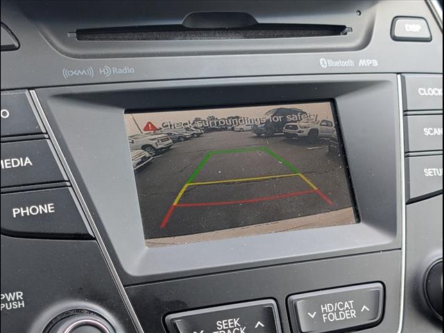 2016 Hyundai SANTA FE SE