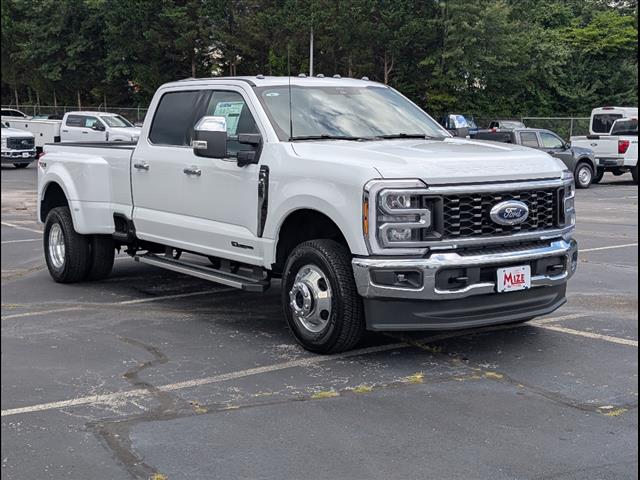 2025 Ford F-350 Super Duty Lariat