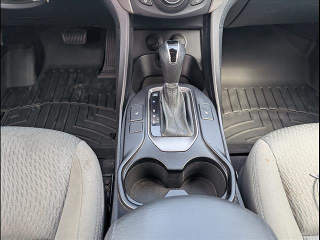 2016 Hyundai SANTA FE SE