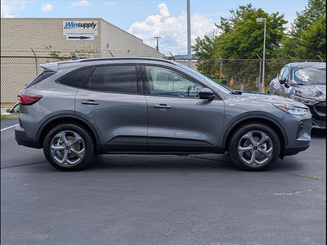 2025 Ford Escape Hybrid ST-Line