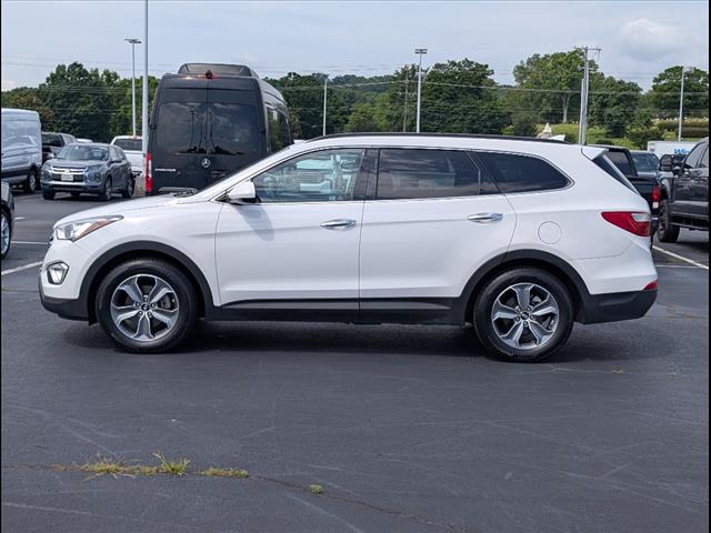 2016 Hyundai SANTA FE SE