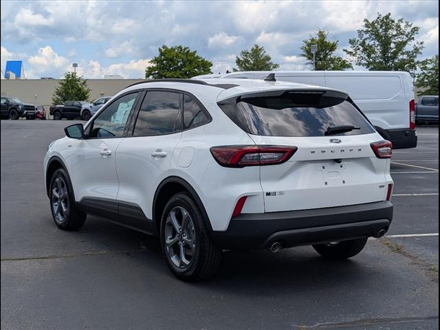 2025 Ford Escape Hybrid ST-Line