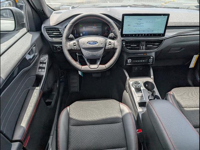 2025 Ford Escape Hybrid ST-Line
