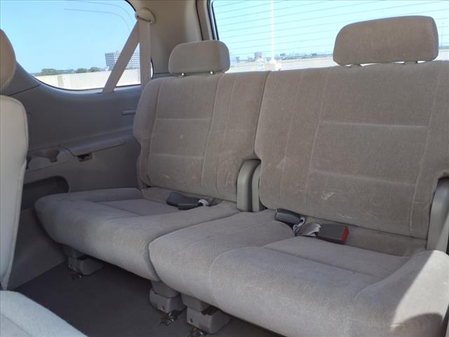 2004 Toyota Sequoia SR5