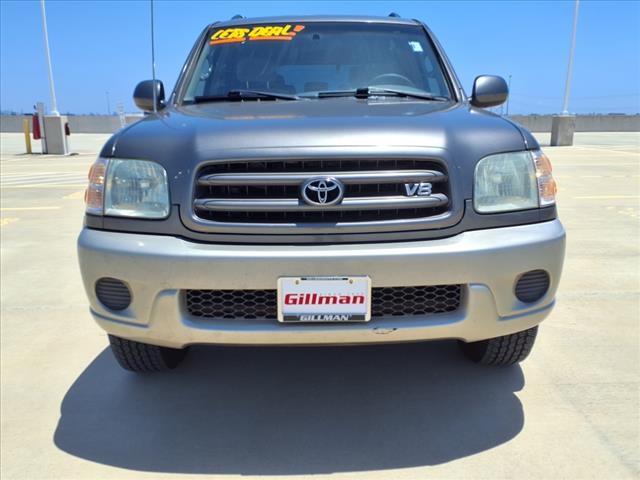 2004 Toyota Sequoia SR5
