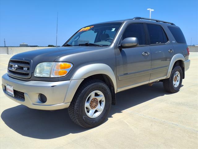 2004 Toyota Sequoia SR5
