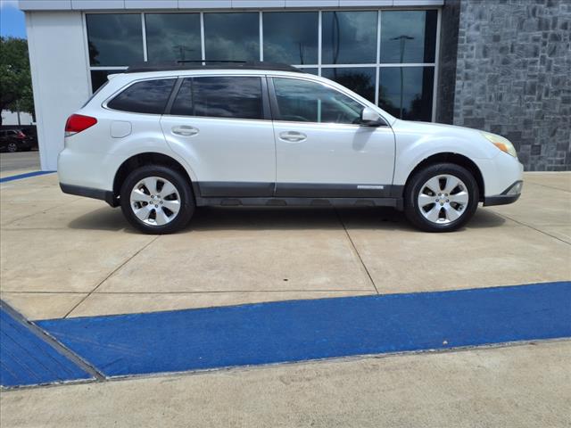 2010 Subaru Outback 2.5i Premium