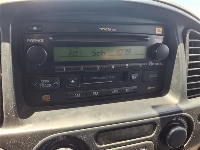 2004 Toyota Sequoia SR5