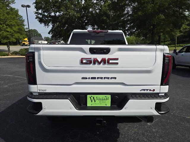 2025 GMC Sierra 2500HD AT4