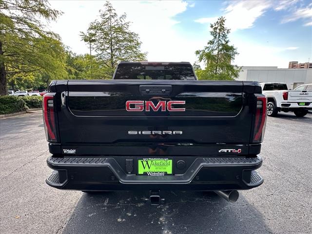 2025 GMC Sierra 2500HD AT4