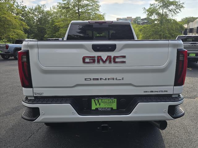 2025 GMC Sierra 2500HD Denali