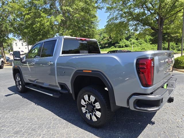 2025 GMC Sierra 2500HD Denali