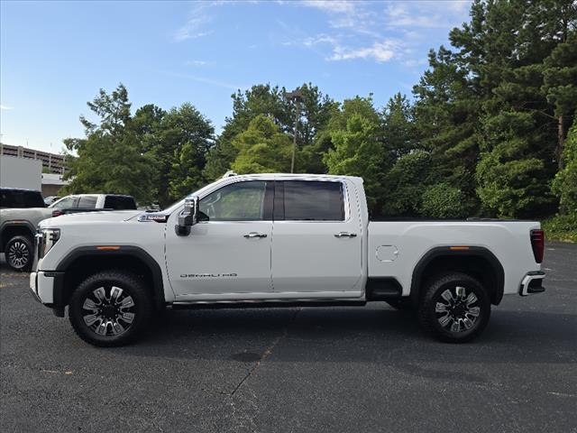 2025 GMC Sierra 2500HD Denali