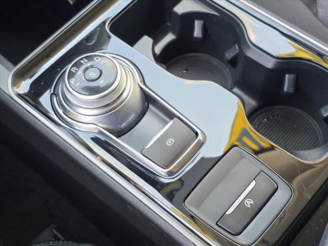 2020 Ford Edge SE