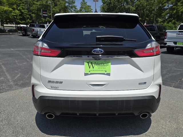 2020 Ford Edge SE