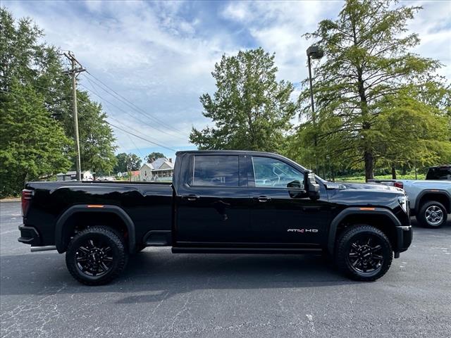 2025 GMC Sierra 2500HD AT4