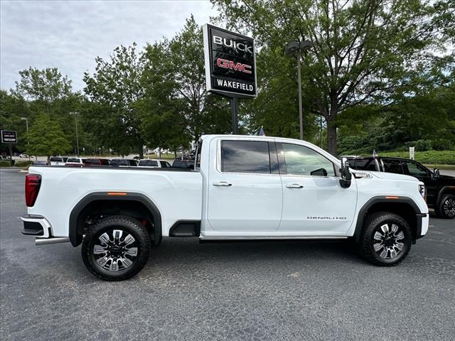 2025 GMC Sierra 2500HD Denali