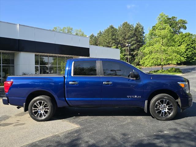 2021 Nissan Titan SV
