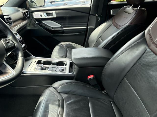2022 Ford Explorer Platinum