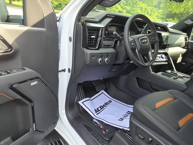 2025 GMC Sierra 2500HD AT4