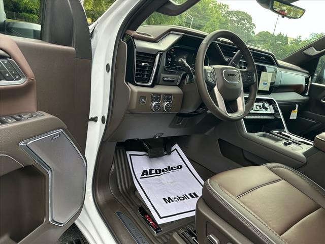 2025 GMC Sierra 2500HD Denali