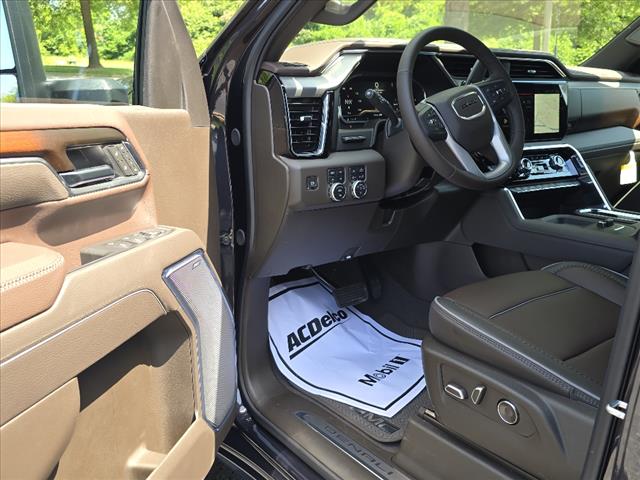 2025 GMC Sierra 2500HD Denali