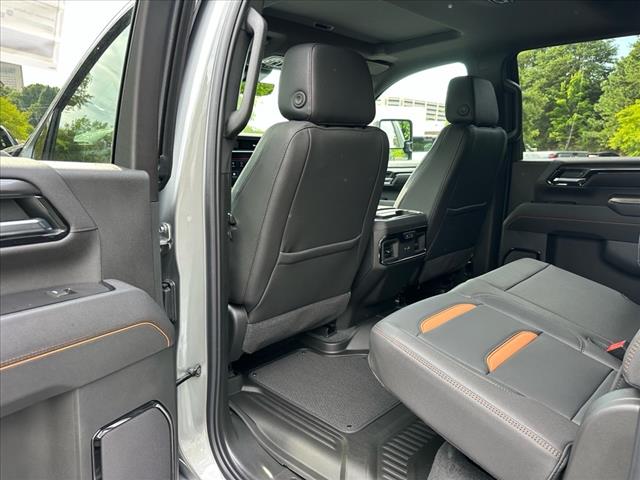 2025 GMC Sierra 2500HD AT4