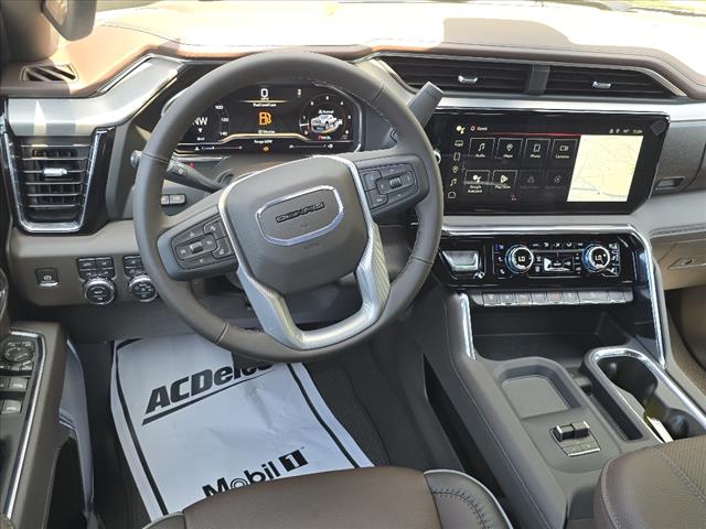 2025 GMC Sierra 2500HD Denali
