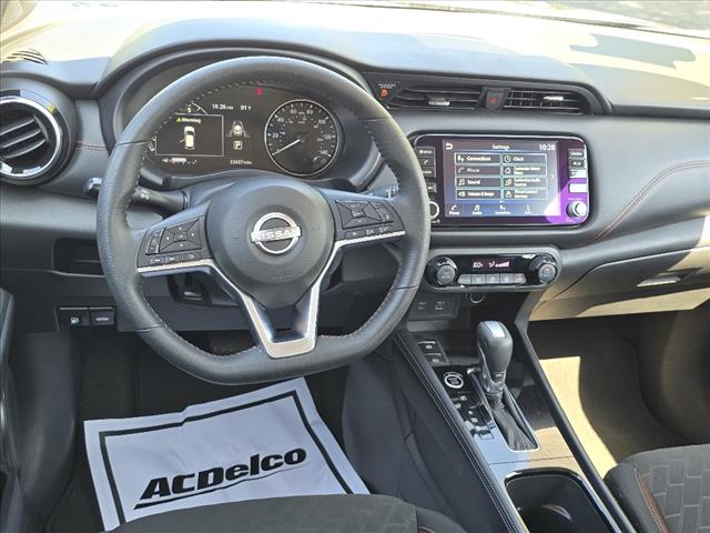 2024 Nissan Kicks SR