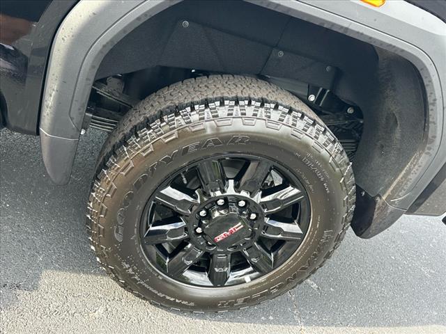 2025 GMC Sierra 2500HD AT4