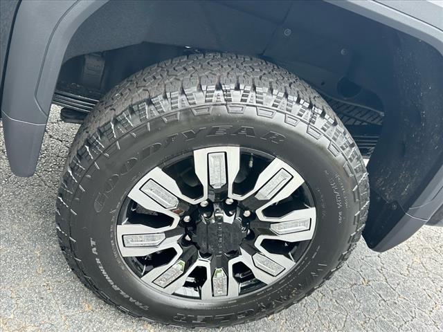 2025 GMC Sierra 2500HD Denali