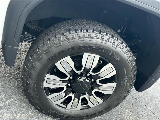 2025 GMC Sierra 2500HD Denali