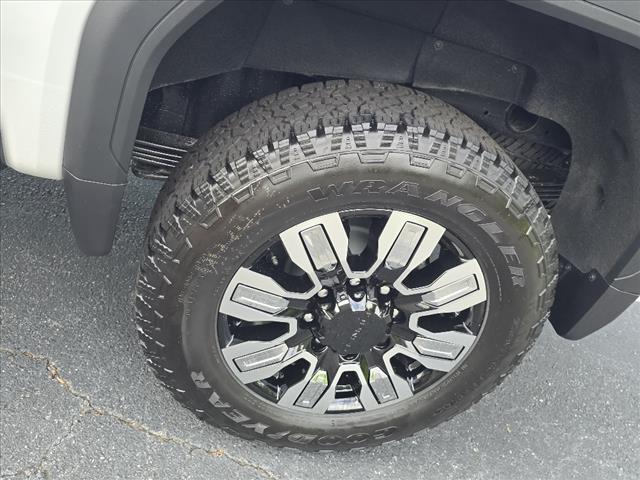 2025 GMC Sierra 2500HD Denali
