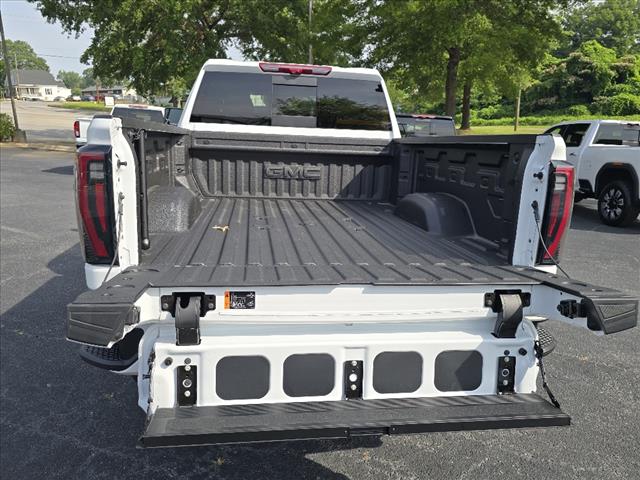2025 GMC Sierra 2500HD AT4