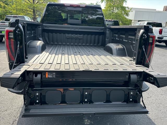 2025 GMC Sierra 2500HD AT4