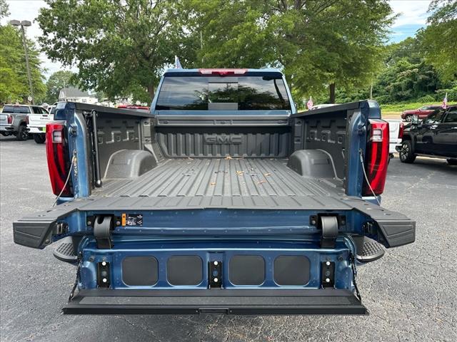 2025 GMC Sierra 2500HD Denali