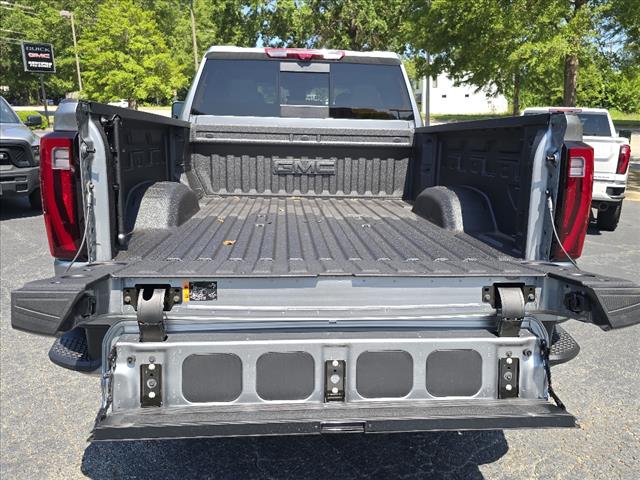 2025 GMC Sierra 2500HD Denali