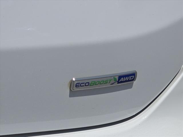 2020 Ford Edge SE