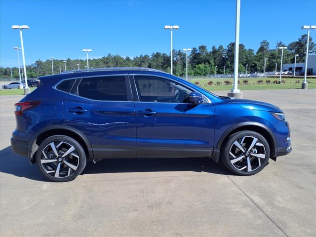 2022 Nissan Rogue Sport SL
