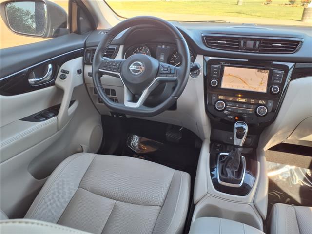 2022 Nissan Rogue Sport SL