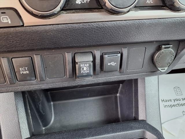 2022 Toyota Tacoma SR5 V6