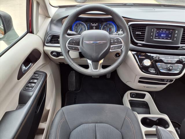 2017 Chrysler Pacifica LX