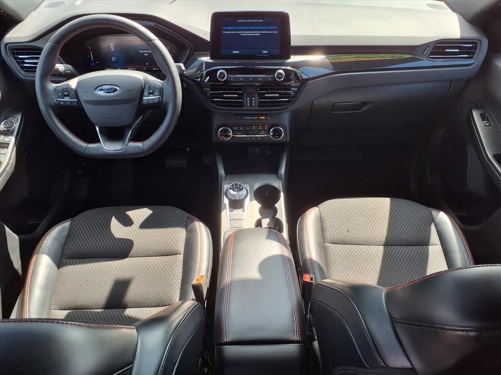 2025 Ford Escape ST-Line - Photo 10