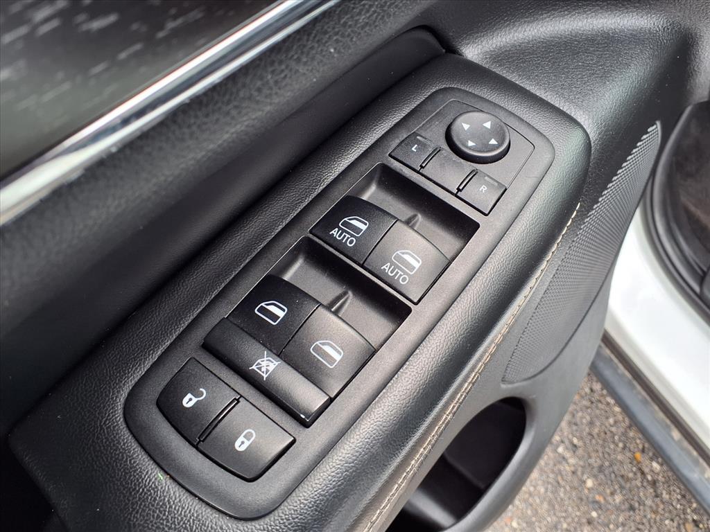 2015 Jeep Grand Cherokee Limited - Photo 12