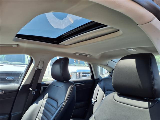 2016 Ford Fusion SE