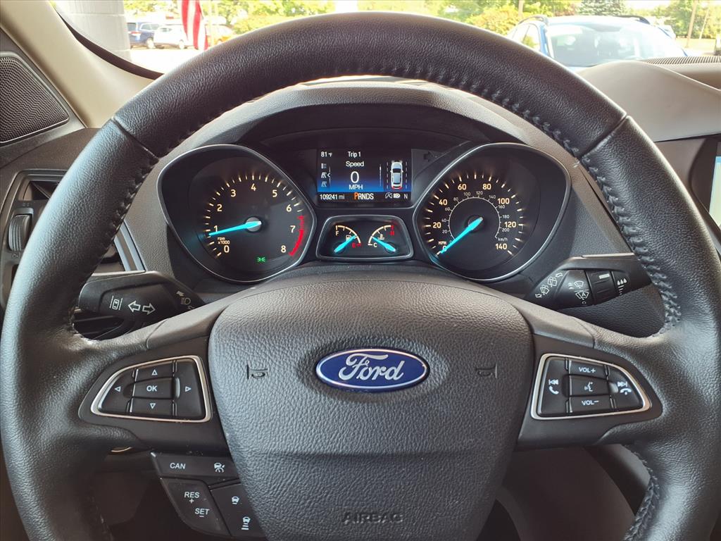 2019 Ford Escape SEL - Photo 16
