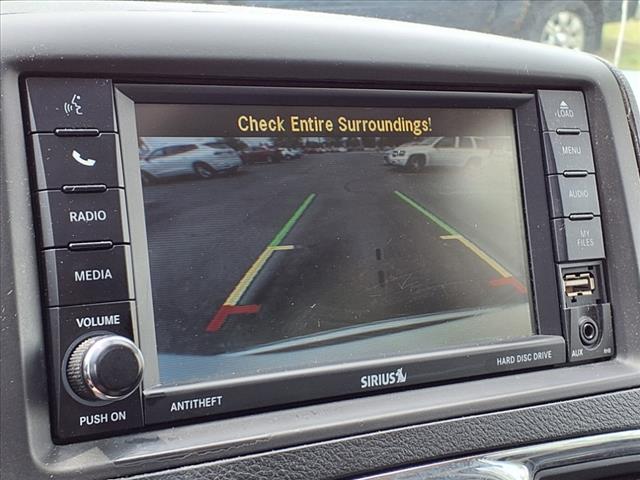 2016 Chrysler Town and Country Touring-L