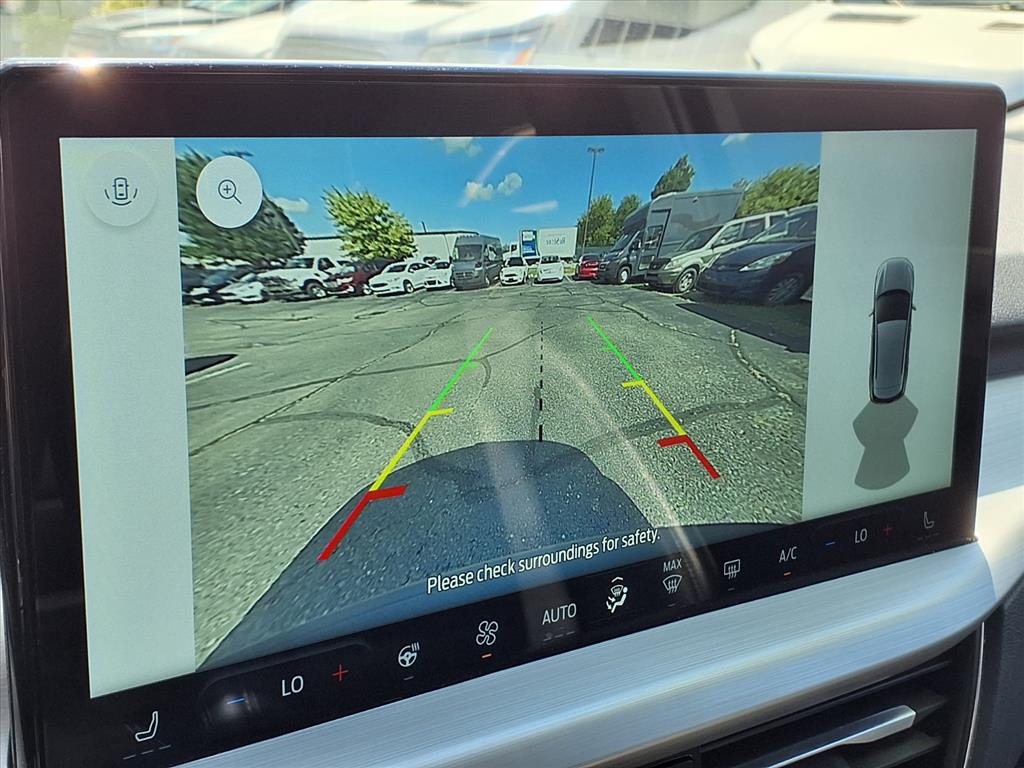 2025 Ford Escape Platinum - Photo 19