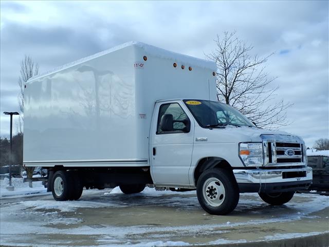 2022 Ford E-450