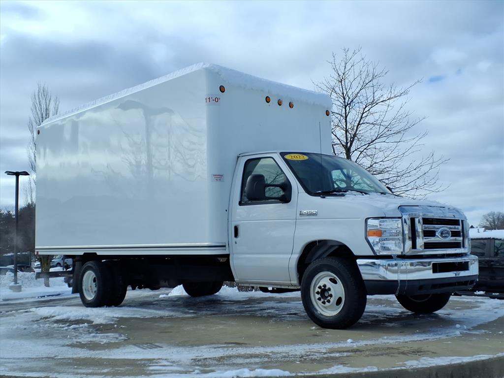 2022 Ford E-450 Super Duty - main photo